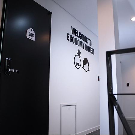 Ekonomy Hotel Dongdaemun โซล ภายนอก รูปภาพ