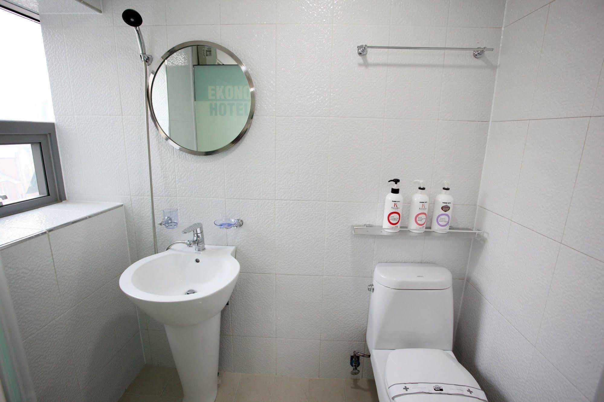 Ekonomy Hotel Dongdaemun โซล ภายนอก รูปภาพ