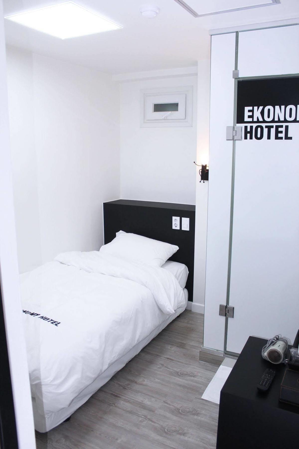 Ekonomy Hotel Dongdaemun โซล ภายนอก รูปภาพ