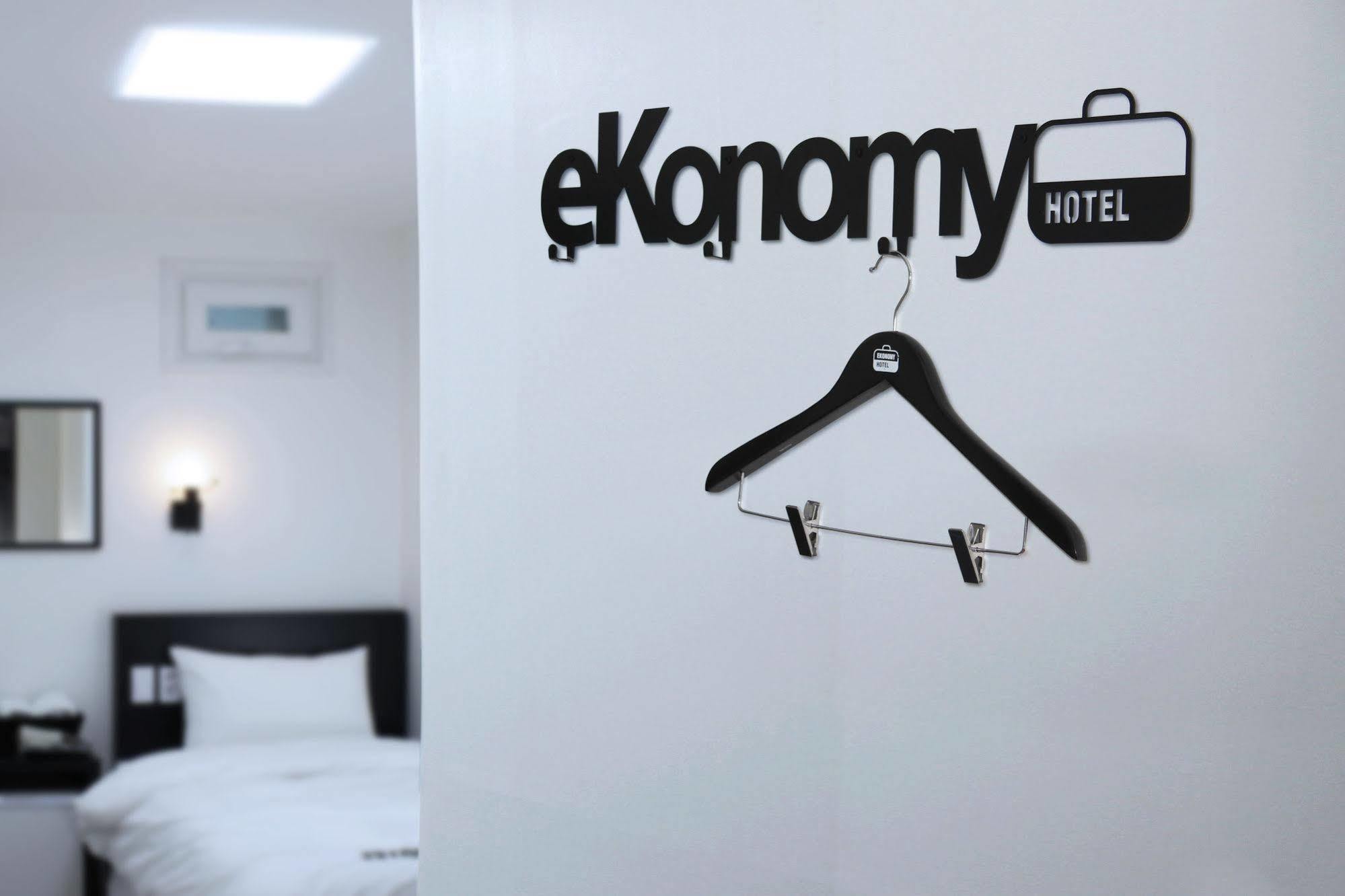 Ekonomy Hotel Dongdaemun โซล ภายนอก รูปภาพ